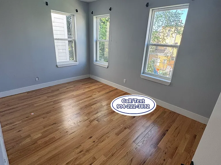 99 Maple St #2L — Photo 4