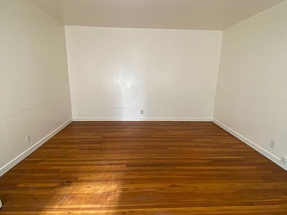 4th image of 2416 G St APT C