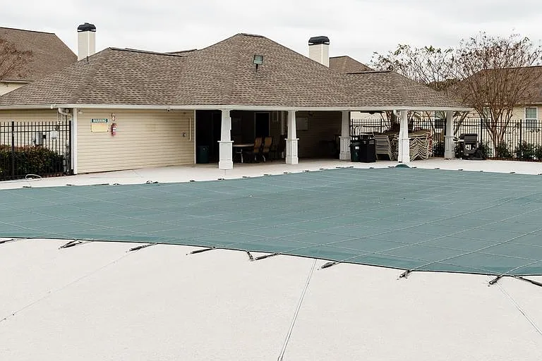 427 Red Coat Ln — Photo 23