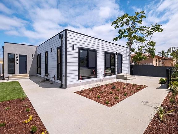 2nd image of 24676 Woodward Ave