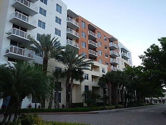 2nd image of 2775 NE 187th St APT 216