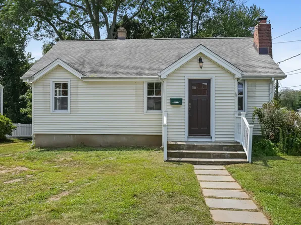 11 Devon Avenue, Norwalk, CT 06850