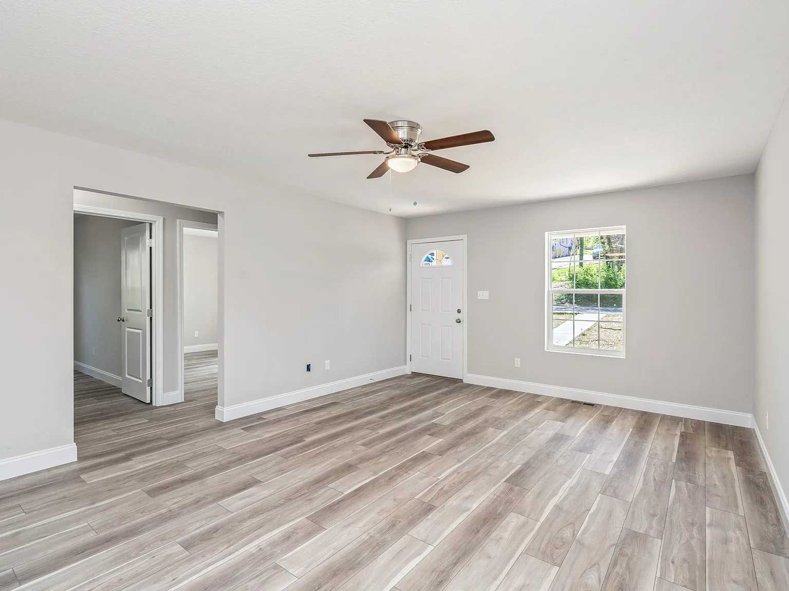 (Achjad) 2533 Adair Avenue - 1 — Photo 4