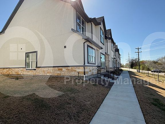 2nd image of 217 Mule Deer Mews