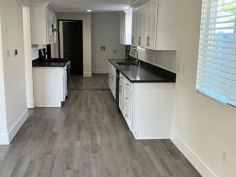 2454 Florencita Ave #A — Photo 14