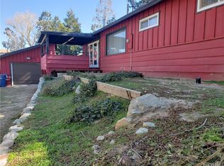 15111 Akker Rd, Lake Hughes, CA 93532