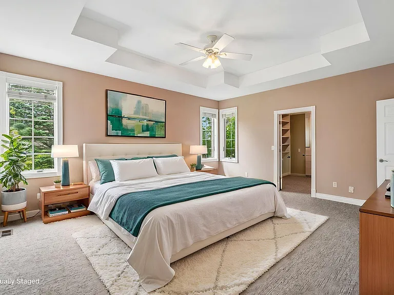 1819 Brookview Dr — Photo 33