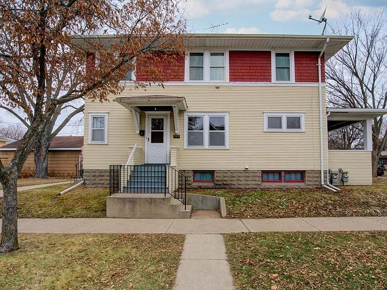 595 Syndicate St N — Photo 13