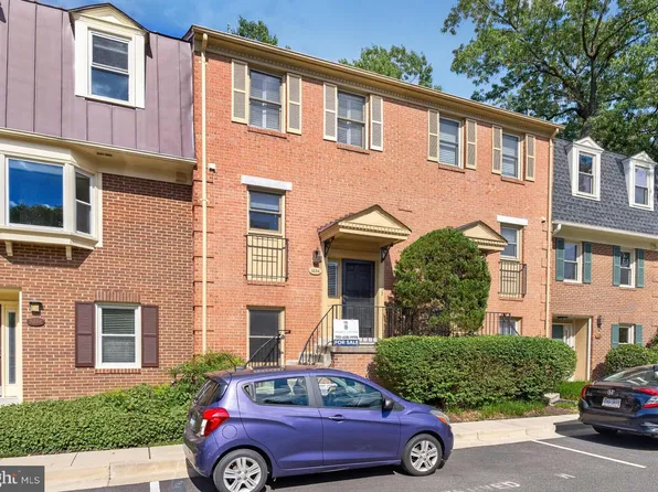 3334 2nd St S, Arlington, VA 22204