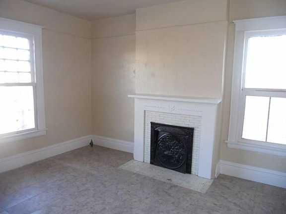 Fireplace & View Windows