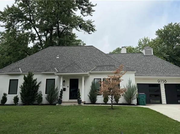 9738 Howe Dr, Overland Park, KS 66206