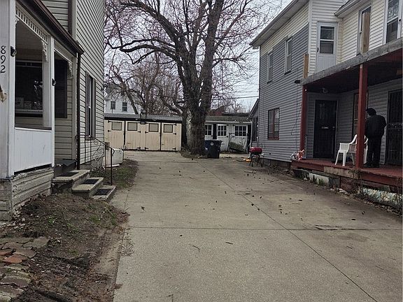 4th image of 892 Wheelock Rd