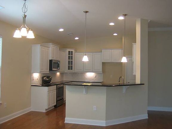 161 Parish Rd