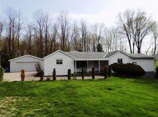 327 W Howe Rd, Tallmadge, OH 44278