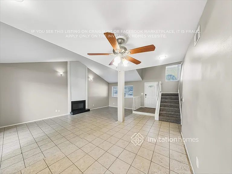 951 Waverly Dr — Photo 6