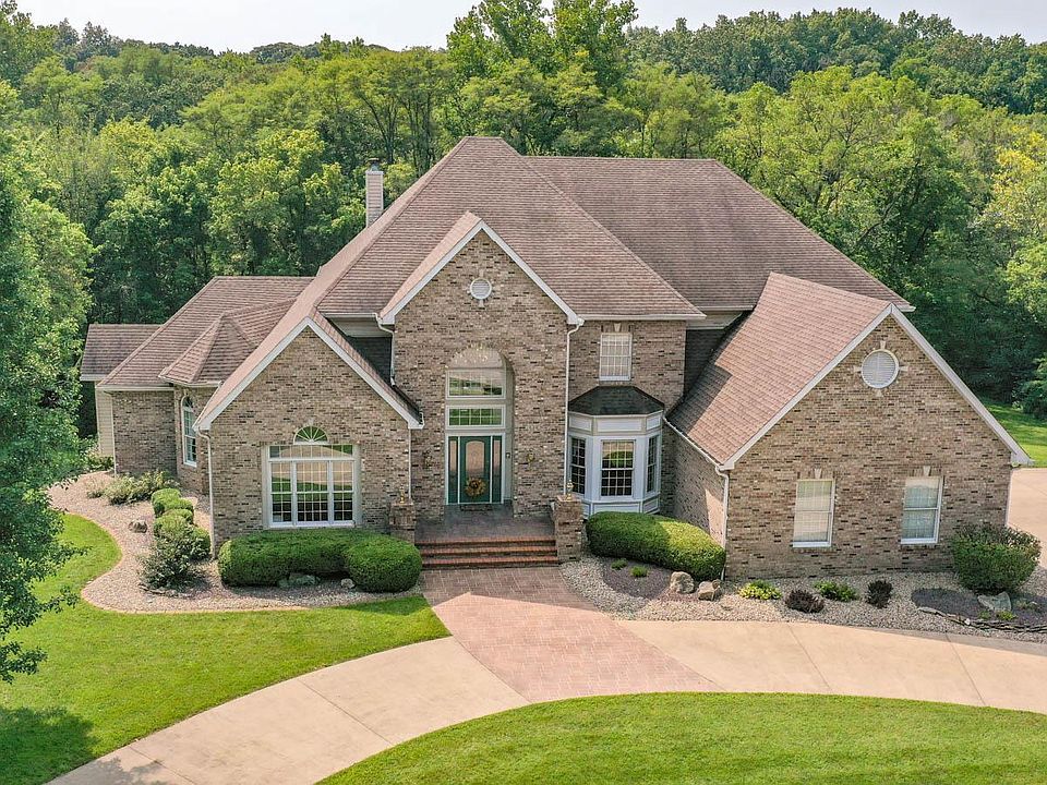 1st image of 2331 Pebble Creek Dr