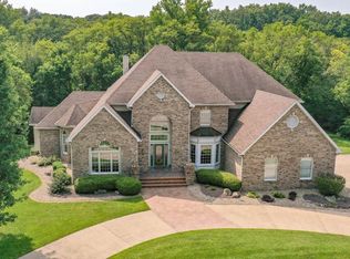 2331 Pebble Creek Dr, Alton, IL 62002