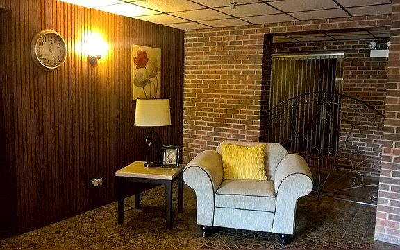 5th image of 120 S Spruce Ave APT 304