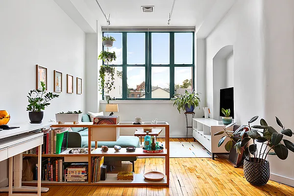 Sold by Compass | media 3