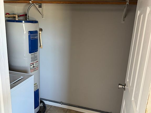 5th image of 1518 Diuguid Dr #1518