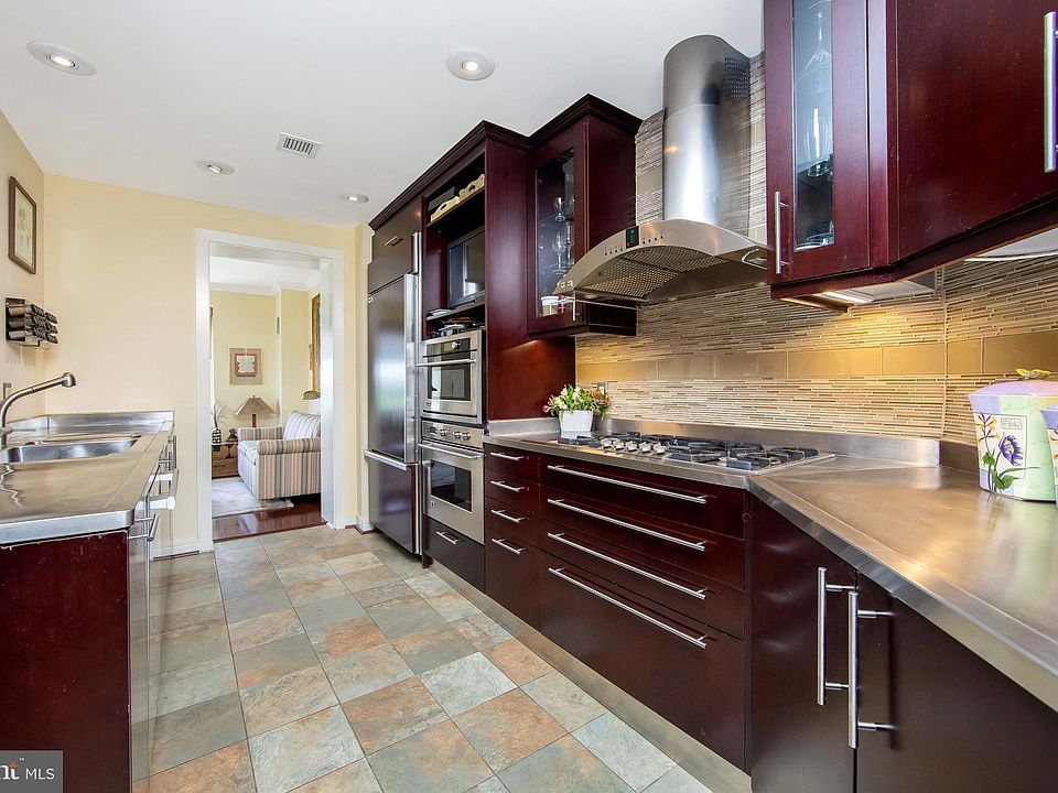 1st image of 190 Presidential Blvd #Penthouse 18
