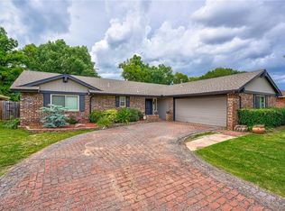 809 John F Kroutil Dr, Yukon, OK 73099