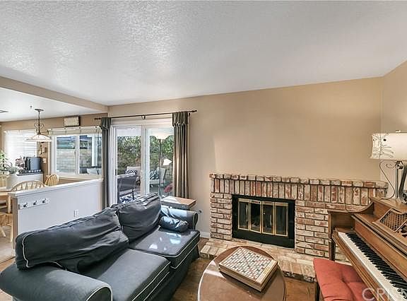 5th image of 23762 Cabezo Ct