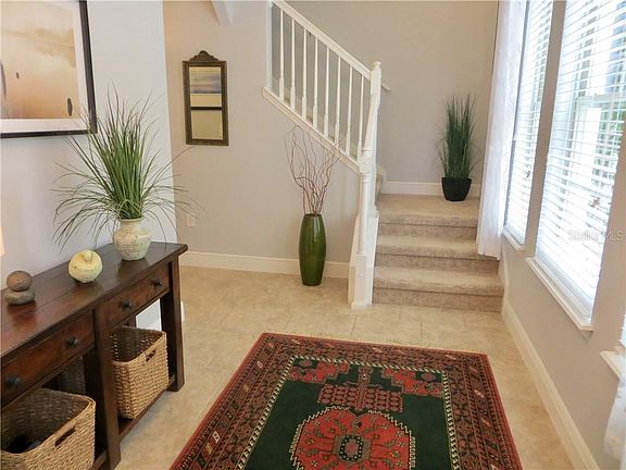 2nd image of 2936 Lobelia Dr