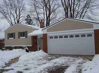 4626 S Tuxedo Dr, Warren, MI 48092