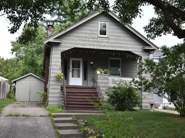 204 Avalon St, Cincinnati, OH 45216