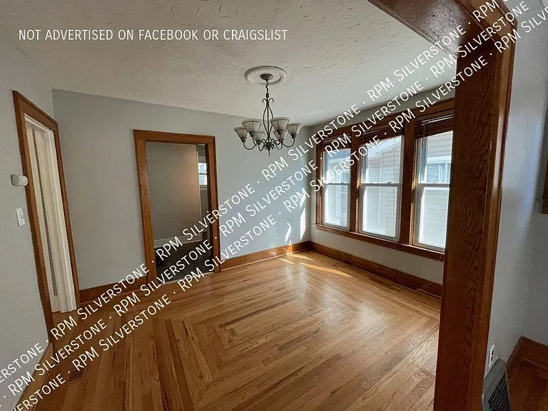 613 E 3rd St — Photo 8