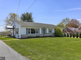 434 E Lancaster St HOUSE RED, Red Lion, PA 17356