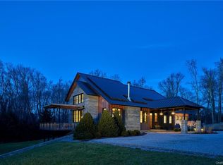 32 Hickory Ln, Bedford, NY 10506