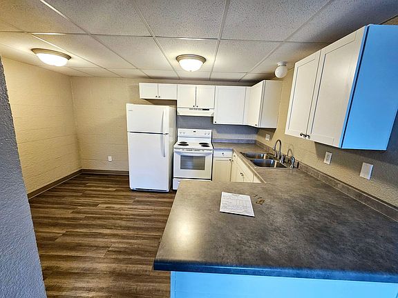 2nd image of 1008 Portland Dr Unit 5