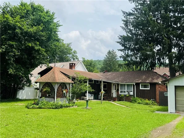 10 Jefferson Ave, Oneonta, NY 13820