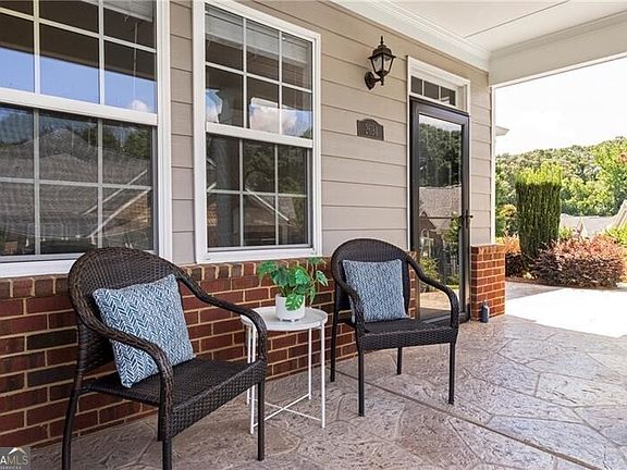 4th image of 2694 Grapevine Cir