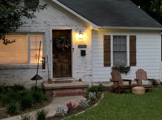 1917 Arnold Dr, Charlotte, NC 28205