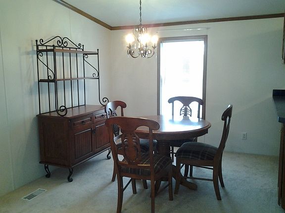 5th image of 10492 Aldora Dr