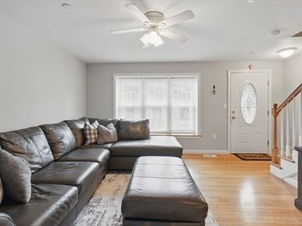 17 Foster St UNIT 3