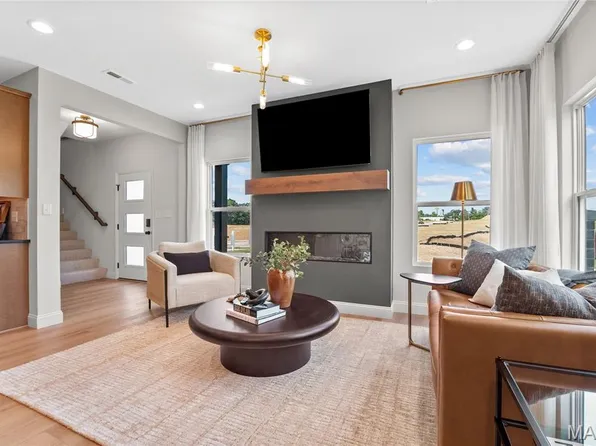 167 Sesame Loop, Saint Charles, MO 63303