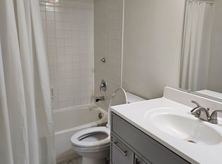 2302 Timber Ridge Ct, Parlin, NJ 08859