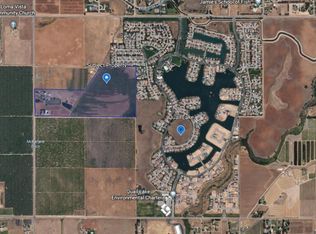 4588 N McCall Ave, Sanger, CA 93657