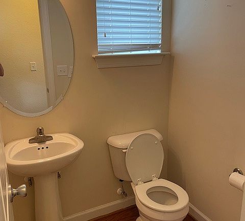 5th image of 4655 Lee Ave