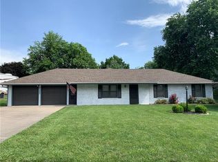 4205 Beck Cir, Saint Joseph, MO 64506