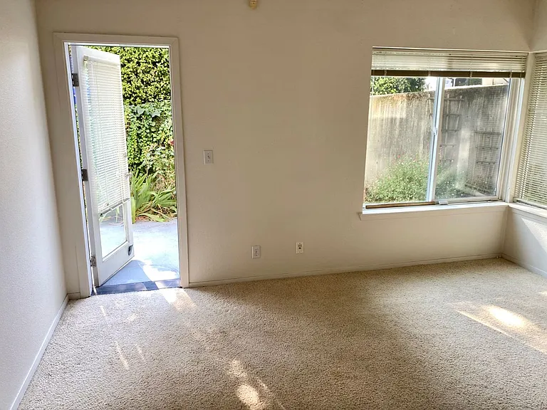 601 Prospect St #101 — Photo 8