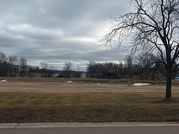 Avenue Ave, Humboldt, SD 57035