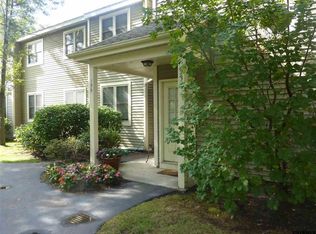 239 Monmouth Way, Halfmoon, NY 12065