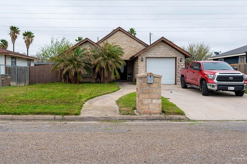 1st image of 3332 Isabella St