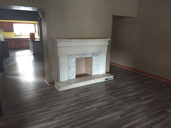 3rd image of 8 Maitland St