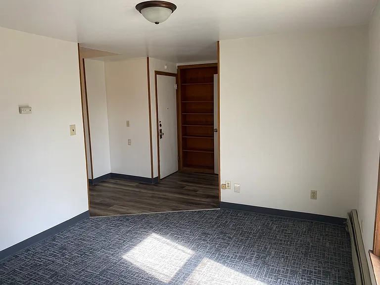 1429 Cleveland Ave N #6 — Photo 15
